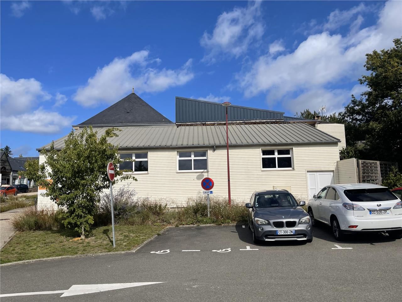 500 m² dispo à Le mans