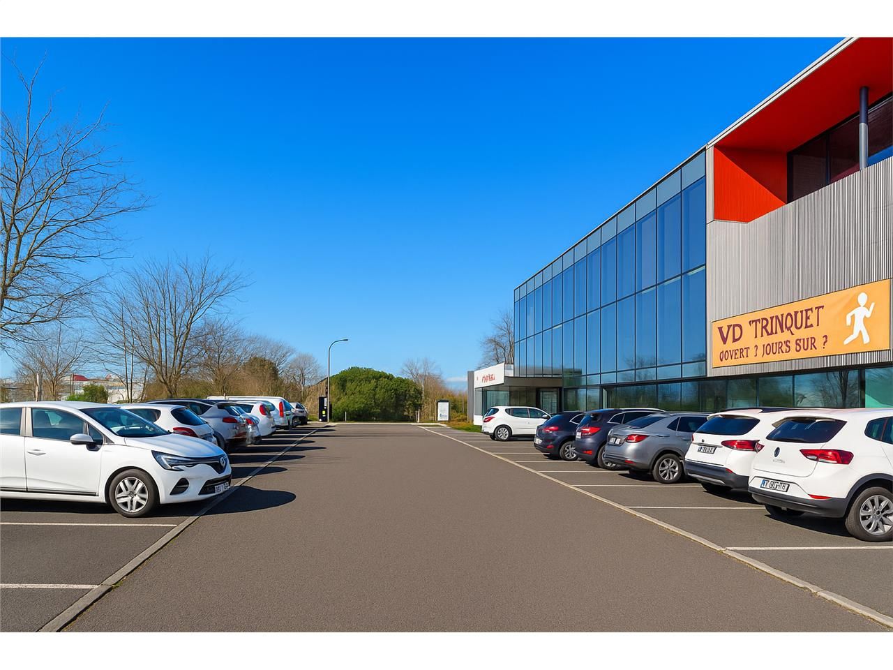 Location bureaux 220.00 m² à Bruges