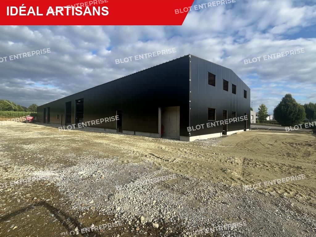 Location entrepôts 260 m² non divisibles