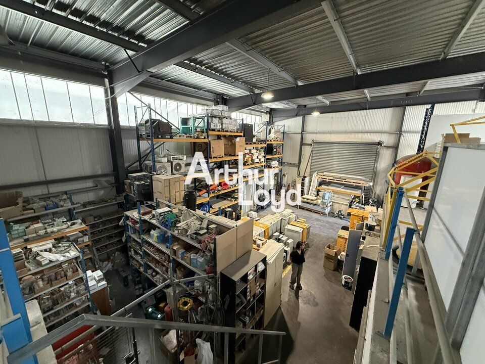 Location local d''activites 507 m² non divisibles