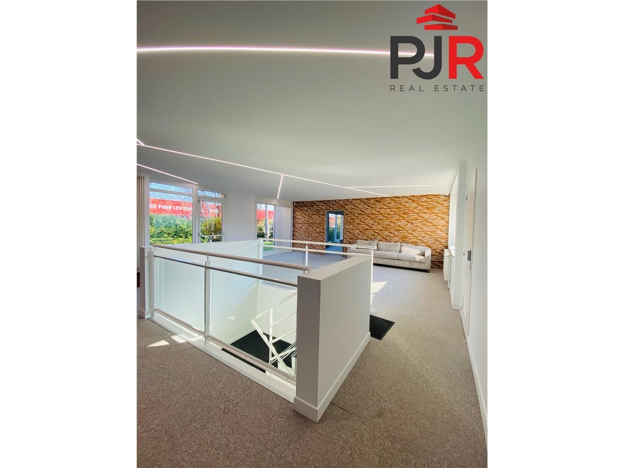 Location bureaux 617 m² à Essey-lès-Nancy