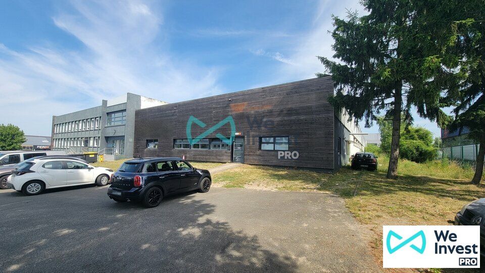 Vente local d''activites 6825 m² non divisibles