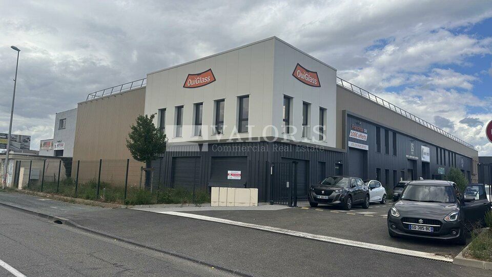 Activité/Entrepôt à vendre - 329 m²
