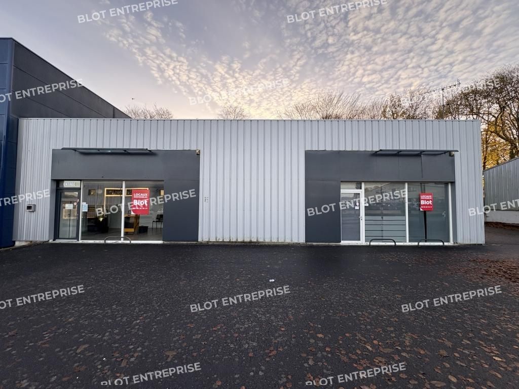 Location entrepôts 170 m² non divisibles