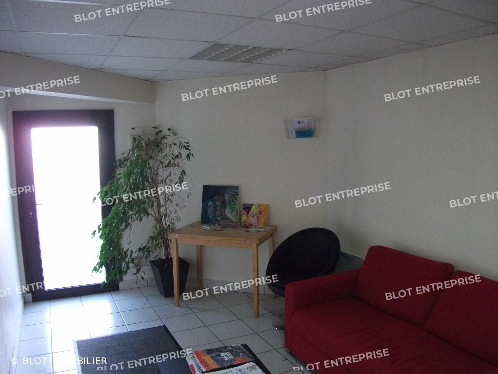 Location bureaux 59 m² non divisibles
