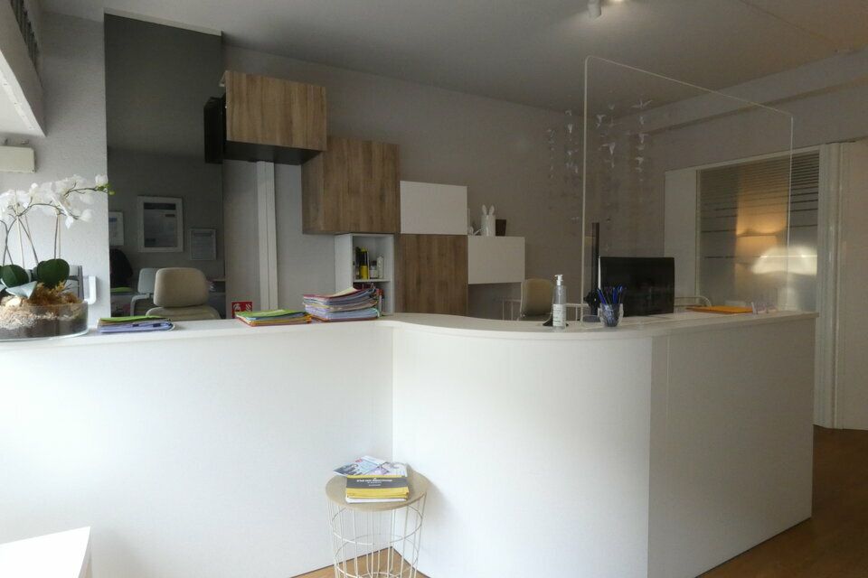 A LOUER CHAMALIERES LOCAL COMMERCIAL 92 m²