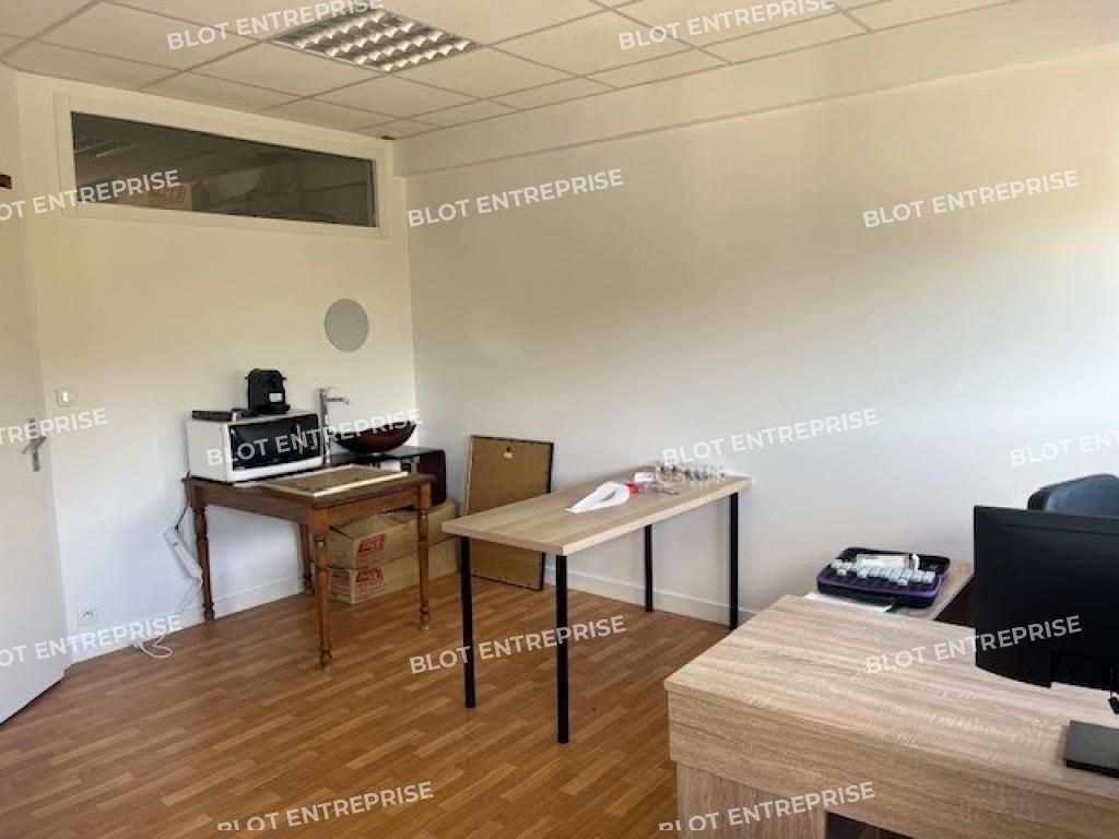 Location bureaux 51 m² non divisibles