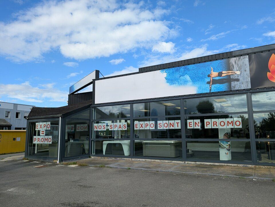 Location local commercial 535 m² non divisibles