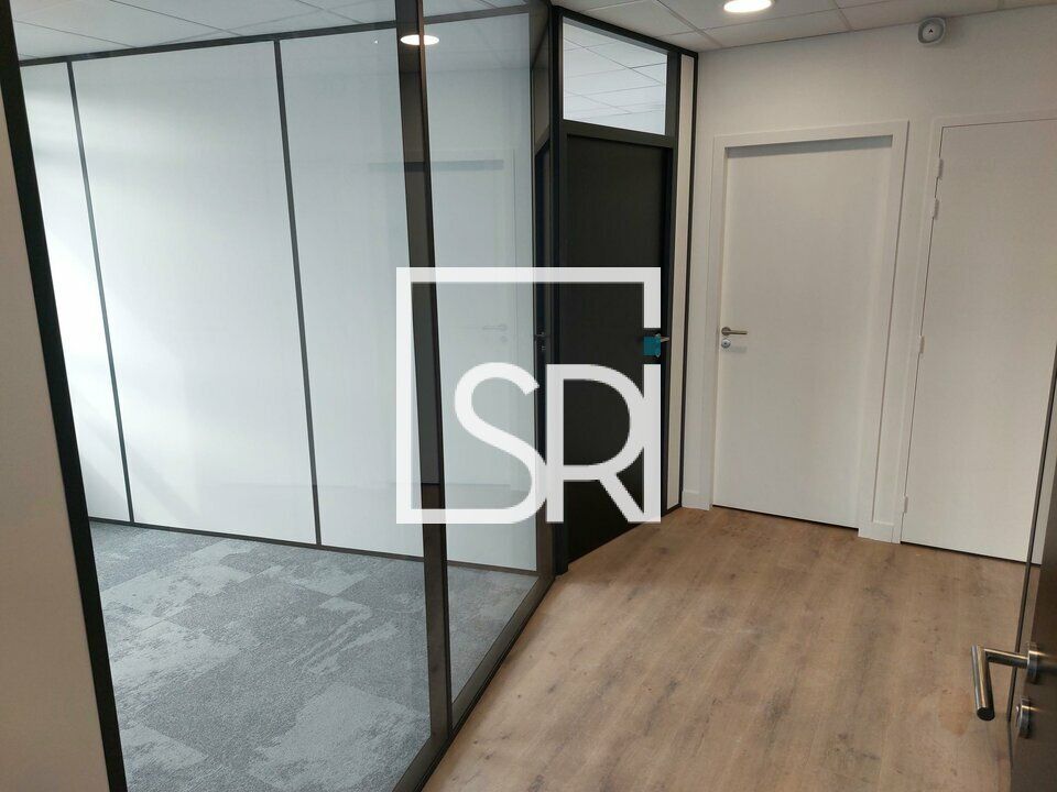 LOCATION BUREAUX 90 M2 – QUARTIER LA PARDIEU - 63170 AUBIERE 