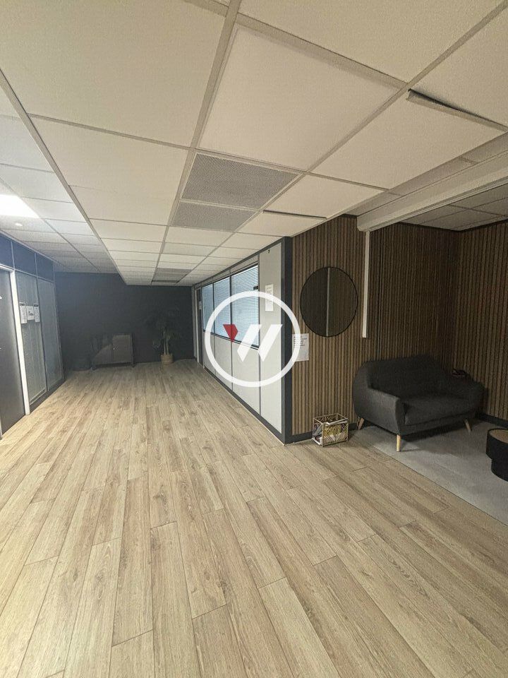 Location local professionnel 35 m² non divisibles