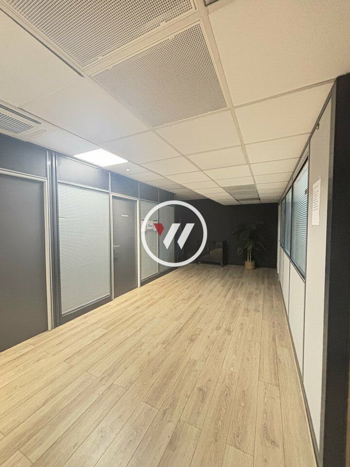 LOCAL PROFESSIONNEL / BUREAU A LOUER ! 