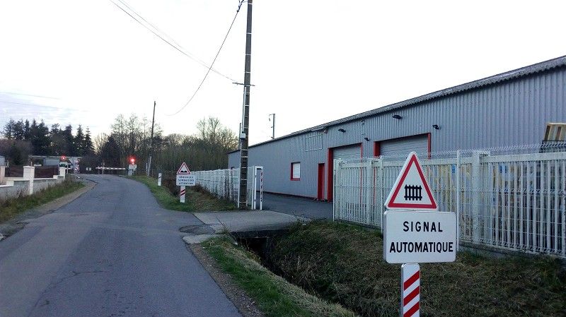 Location Entrepôt 485 m² à LA CHAPELLE LAUNAY