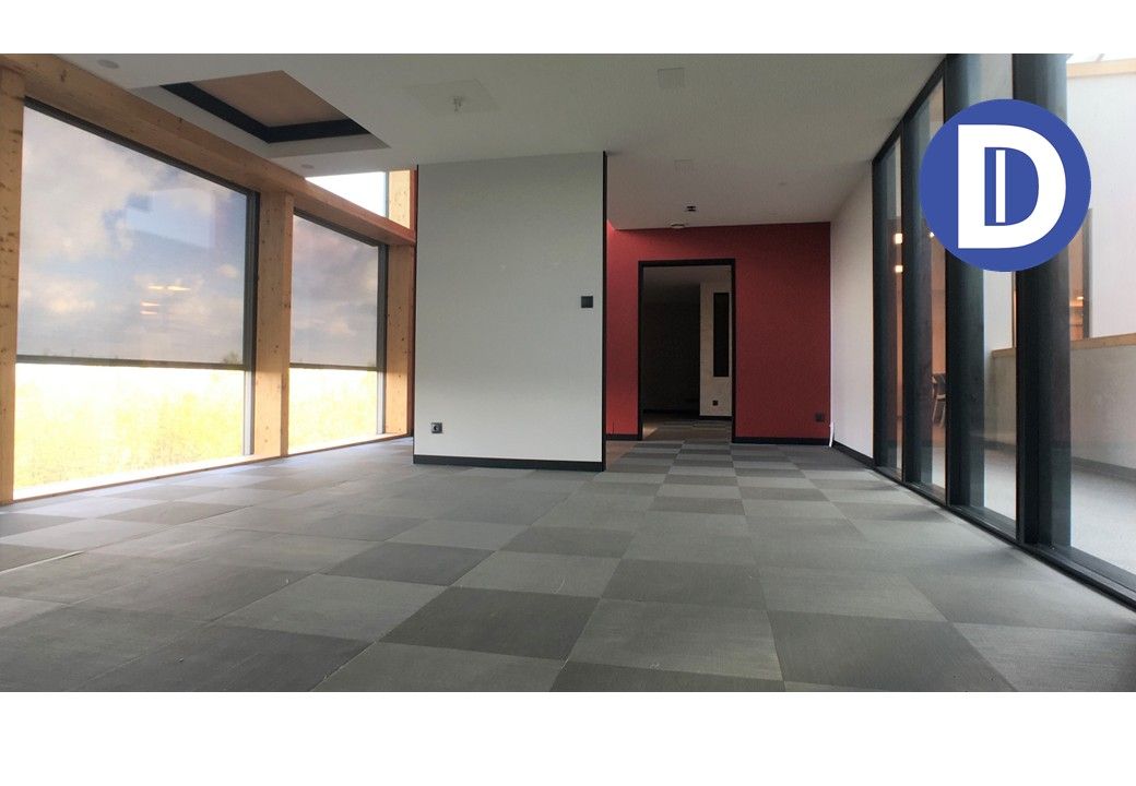 Location bureaux 64.00 m² non divisibles