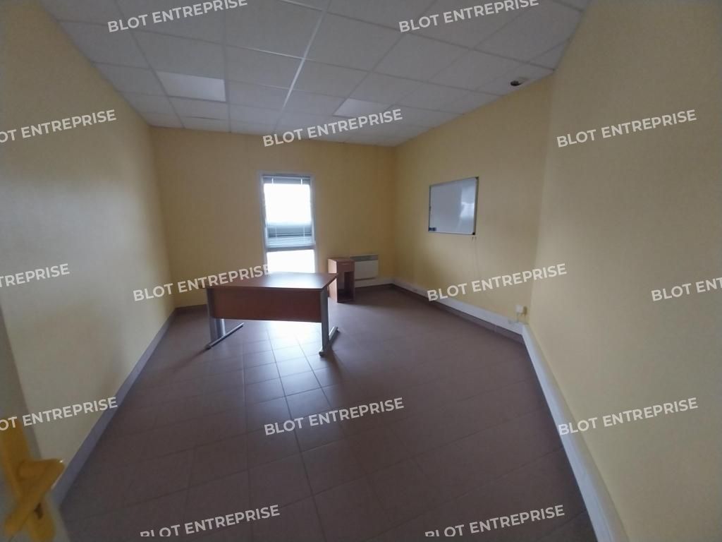 Location bureaux 18 m² non divisibles