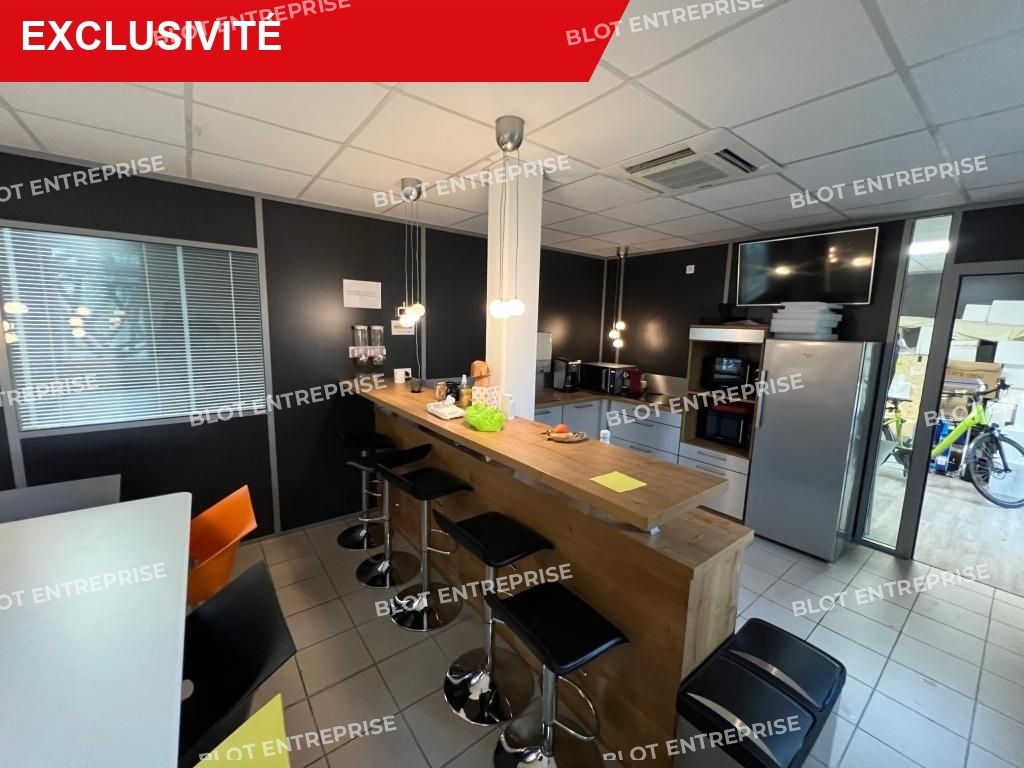 Vente bureaux 600 m² non divisibles