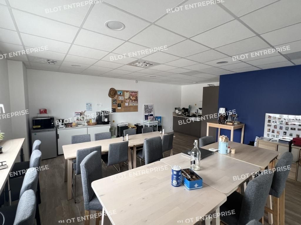 Location bureaux 650 m² non divisibles