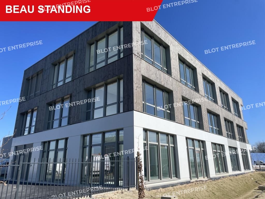 Location bureaux 327 m² non divisibles