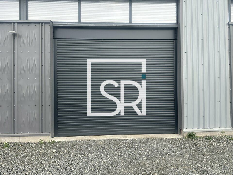 LOCATION ENTREPÔTS / LOCAUX D'ACTIVITÉ 350 M² ET 170 M²  – 03300 CREUZIER-LE-NEUF 