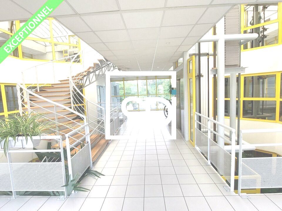 285 m² pour ce bureaux en location à Aubiere