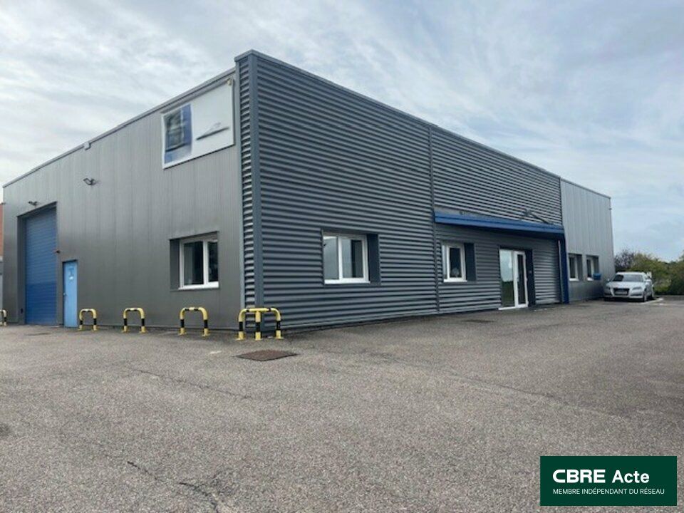 Vente local d''activites 485 m² non divisibles