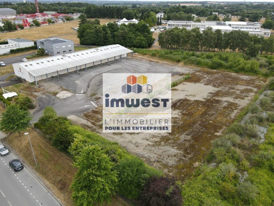 Vente local d''activites 1200 m² non divisibles