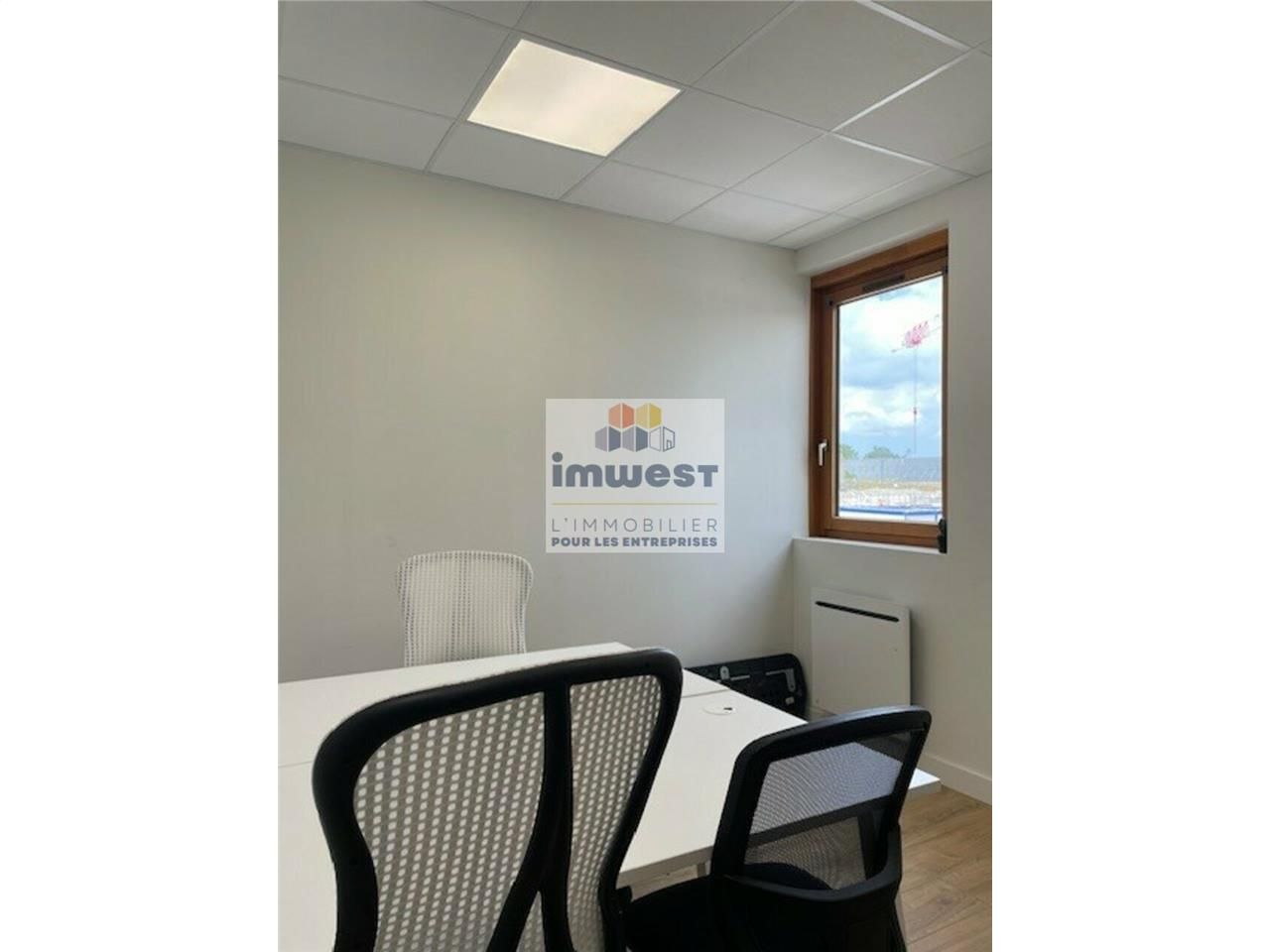 À VENDRE - BUREAUX 146 m²