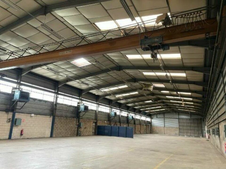 Local d'activités 3178 m² à louer ou à vendre à Exincourt (25)