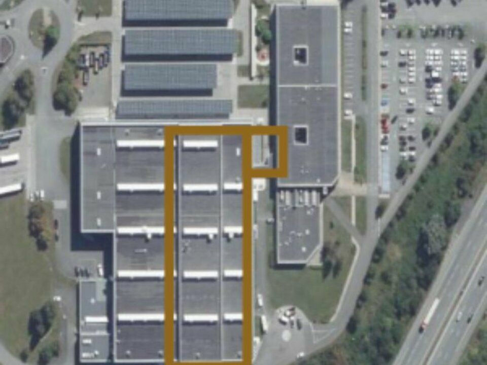 Location local d''activites 5050 m² non divisibles