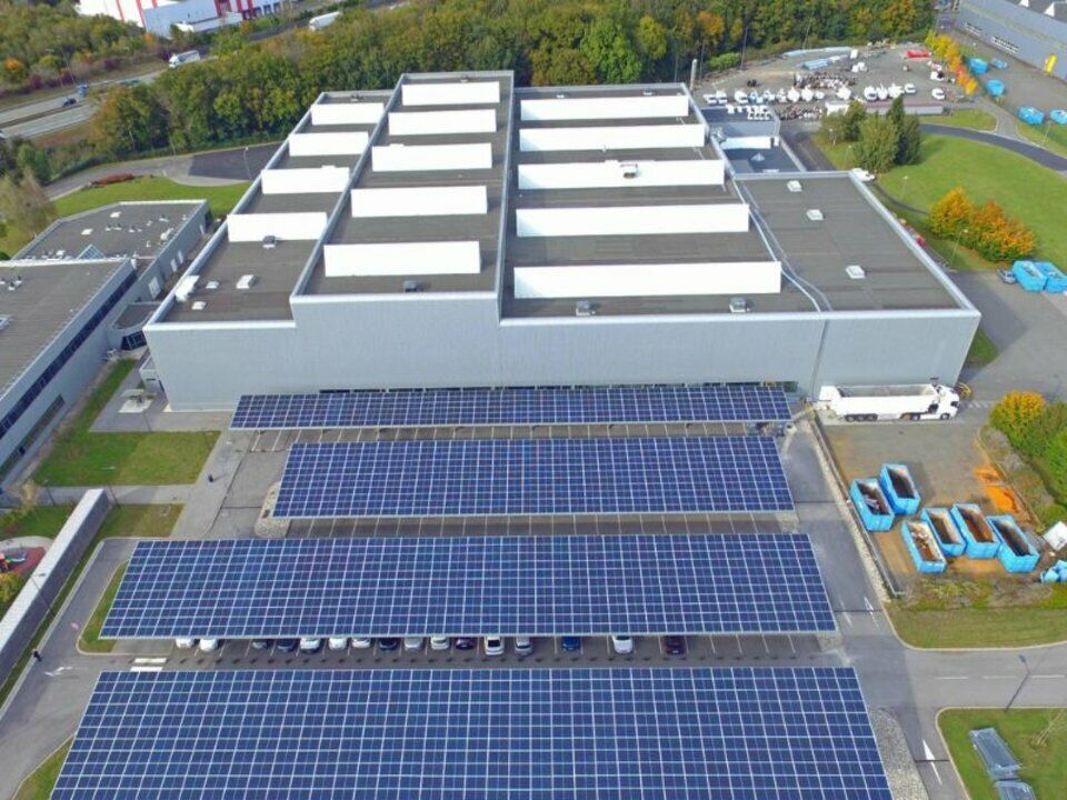 Local d'activités 5050 m² à louer à Étupes (25)