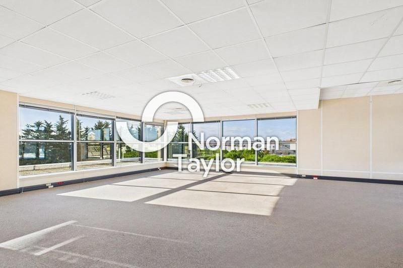 Location bureaux 1195 m² divisibles à partir de 481 m²