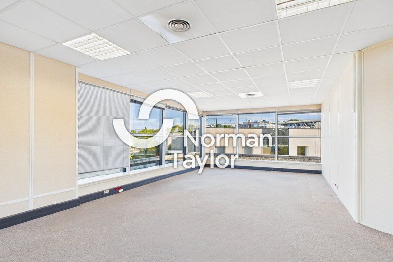 Location bureau - 1195 m²