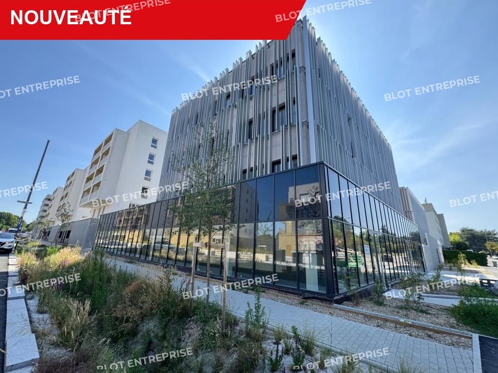 Vente bureaux 1845 m² non divisibles