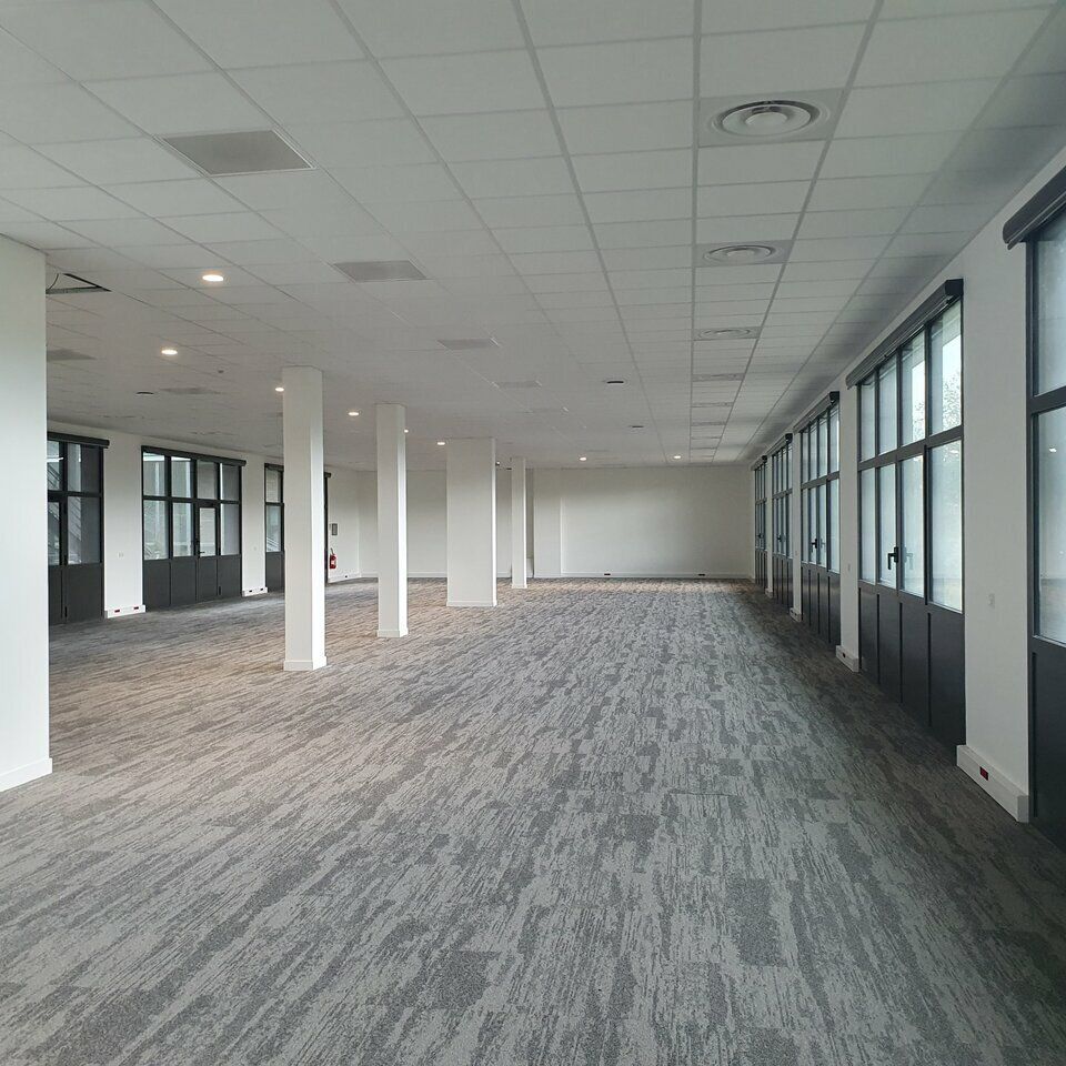 Location bureaux 1006 m² divisibles à partir de 199 m²