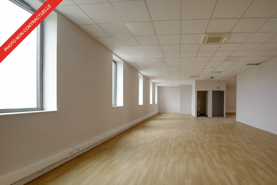 Location local commercial 200 m² non divisibles