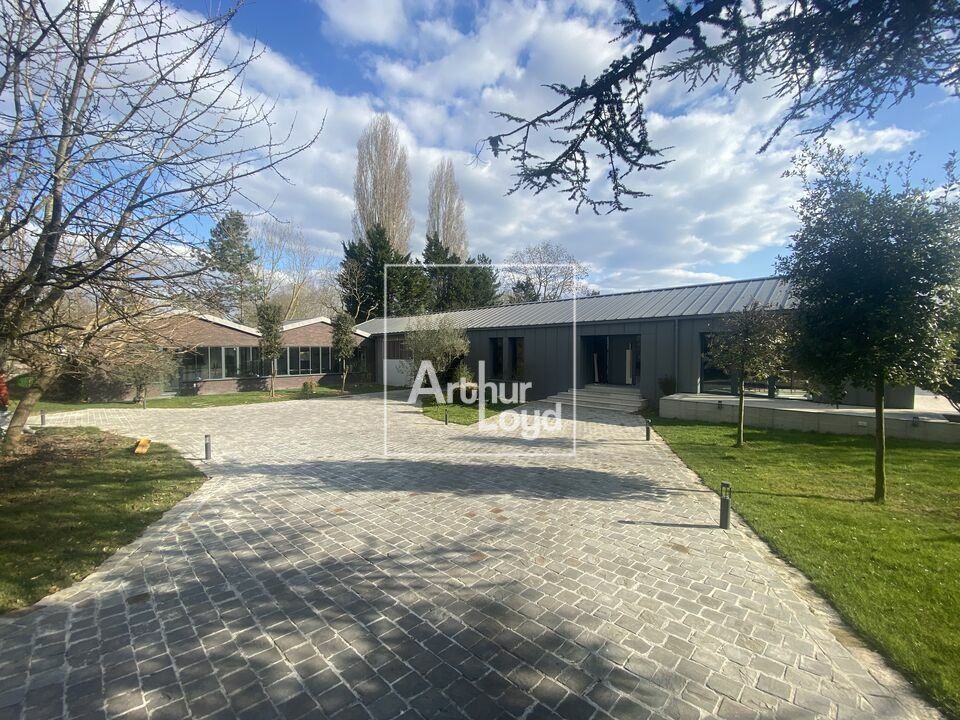 Location bureaux 530 m² non divisibles