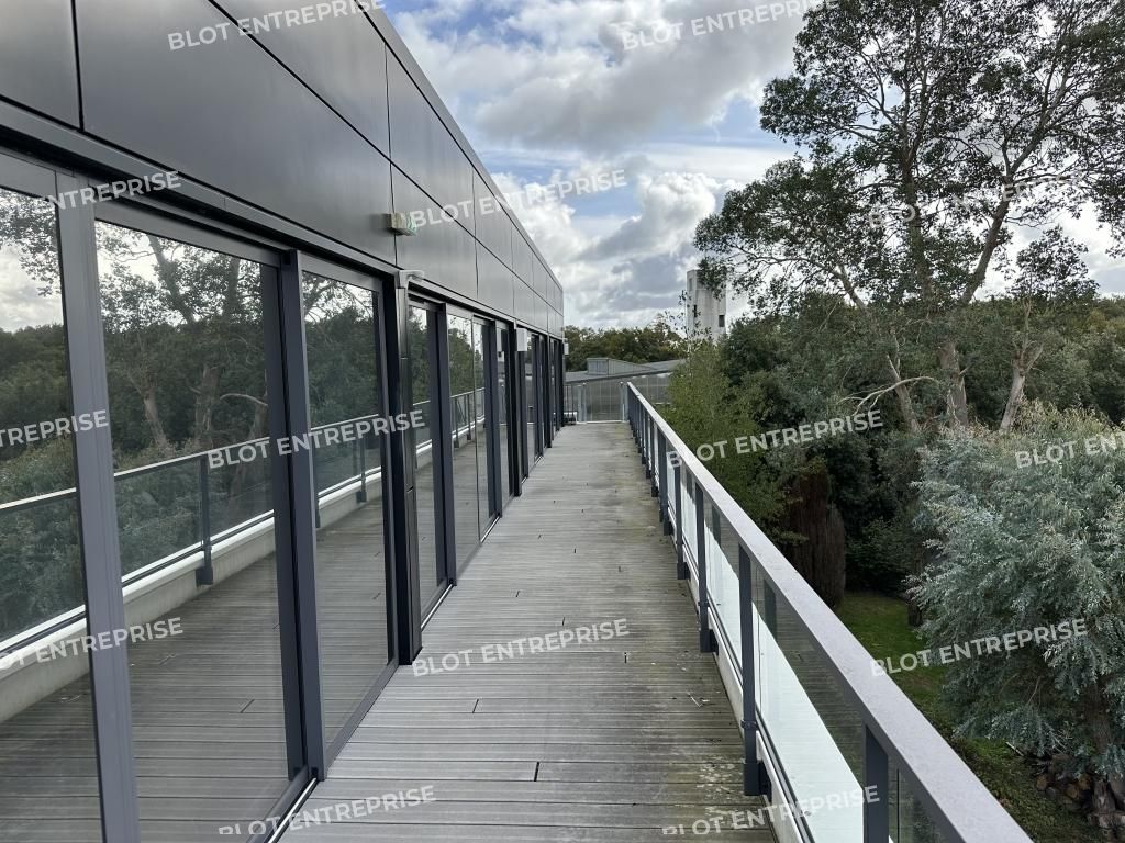Vente bureaux 297 m² non divisibles
