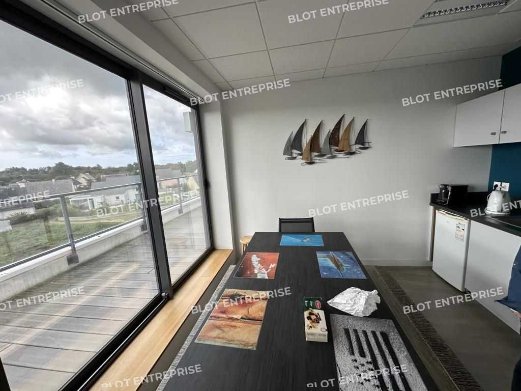 Vente bureaux 297 m² non divisibles