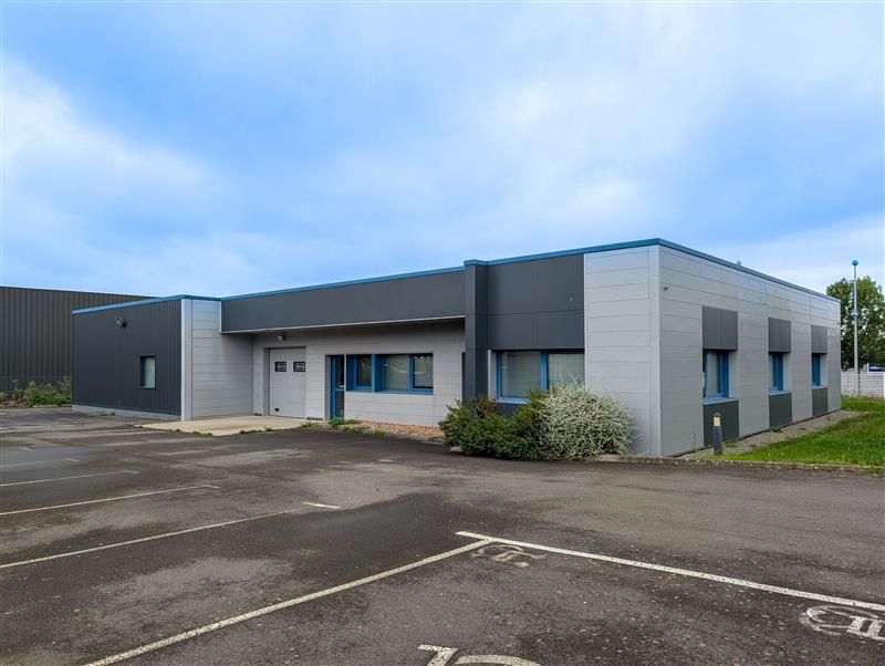 Vente bureaux 400 m² non divisibles