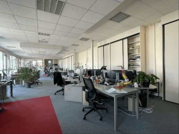 Location bureaux 649 m² non divisibles