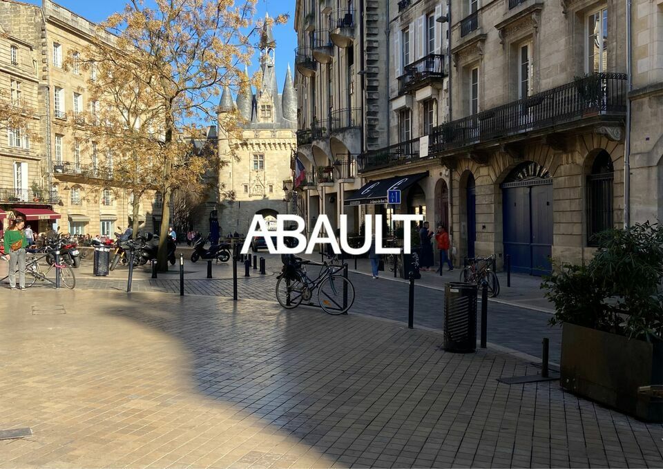 HYPER CENTRE ANGLE DE RUE BRASSERIE AVEC LICENCE IV, EXTRACTION, TERRASSE!