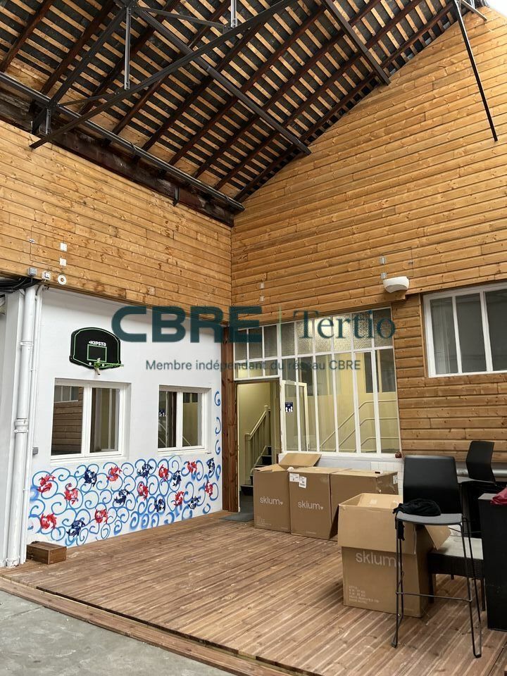 Location bureaux 241 m² divisibles à partir de 39 m²