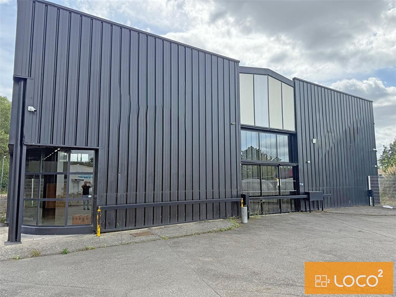 Location local 1130.00 m² à TOULOUSE