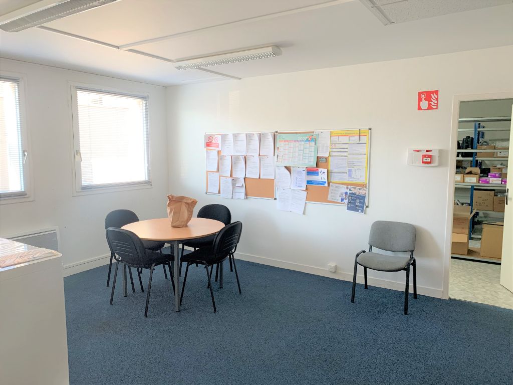 Location bureaux 118 m² divisibles à partir de 59 m²