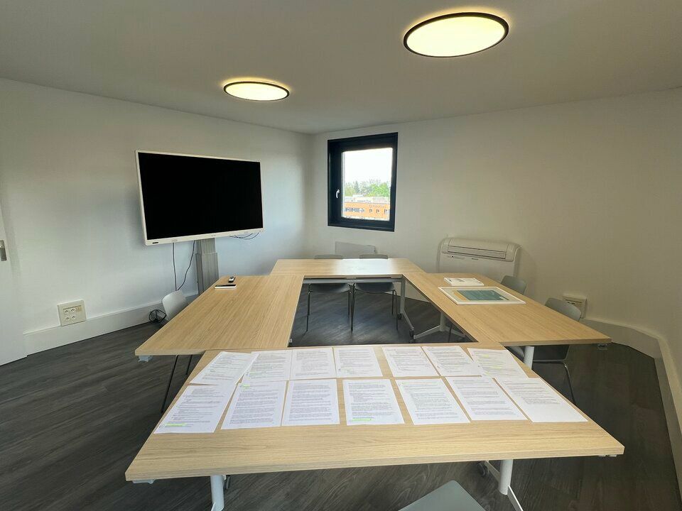 SAINT AVERTIN BUREAUX A LOUER 59 A 118 M² PARKINGS