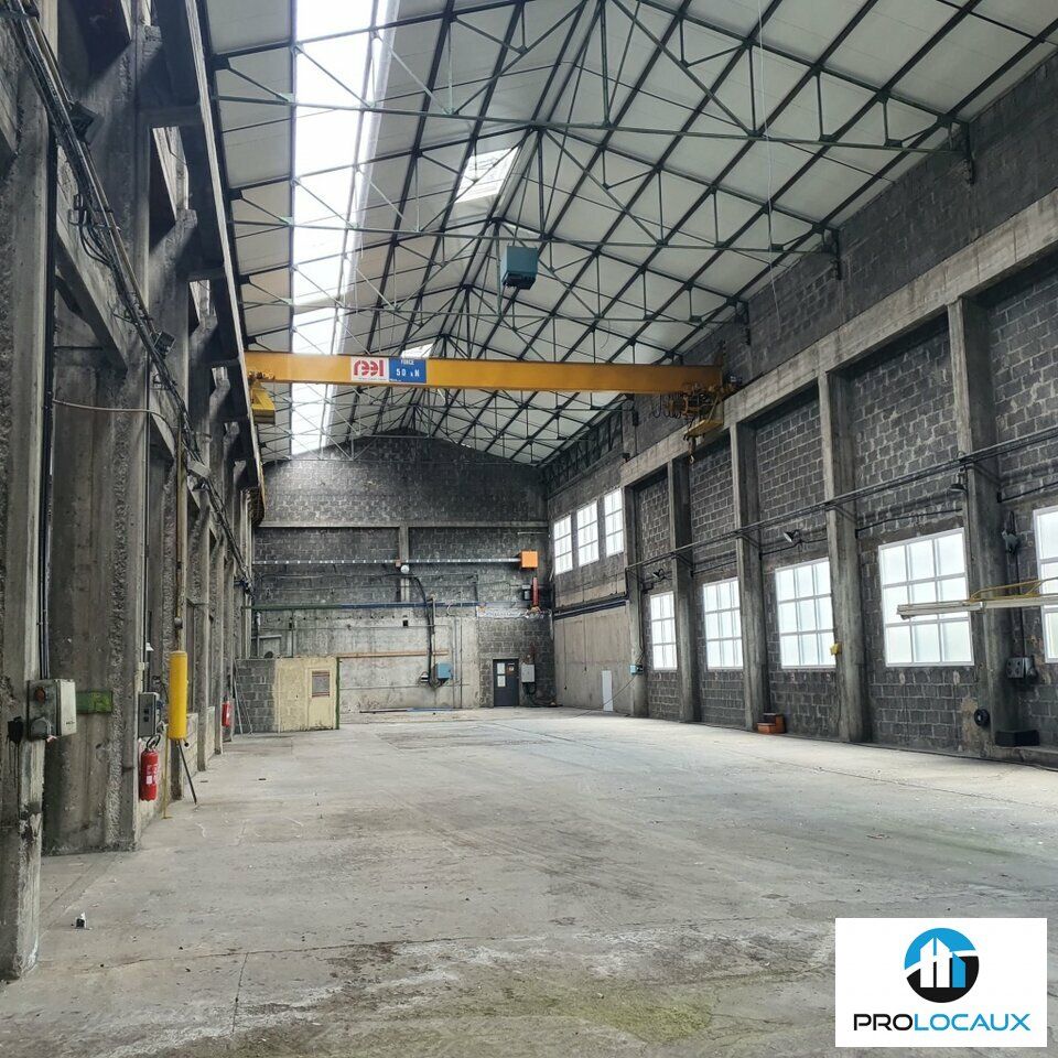Location local d''activites 2000 m² non divisibles