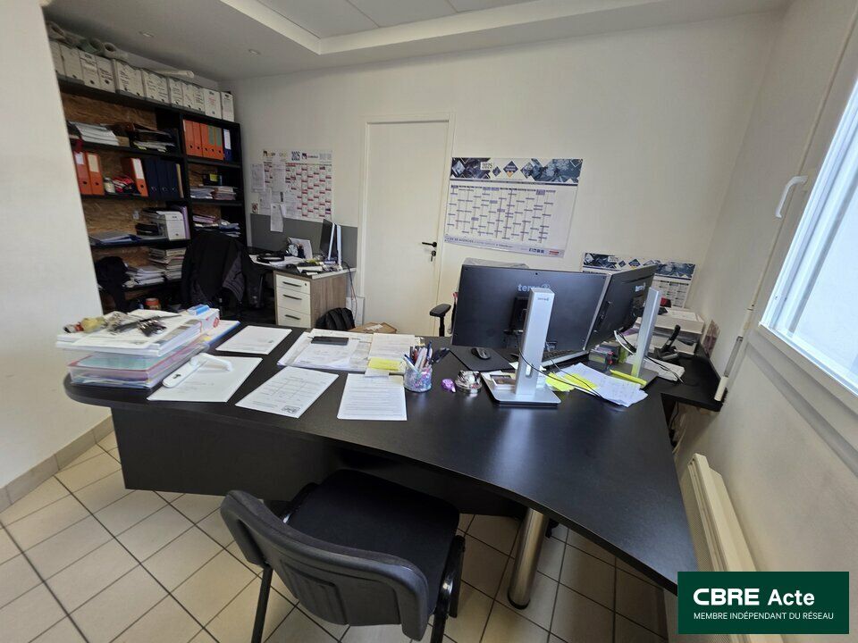 Location bureaux 69 m² non divisibles