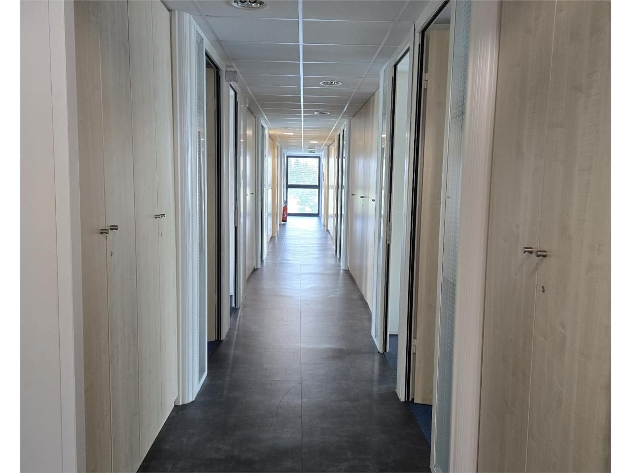 Location bureaux 480 m² à TOURS