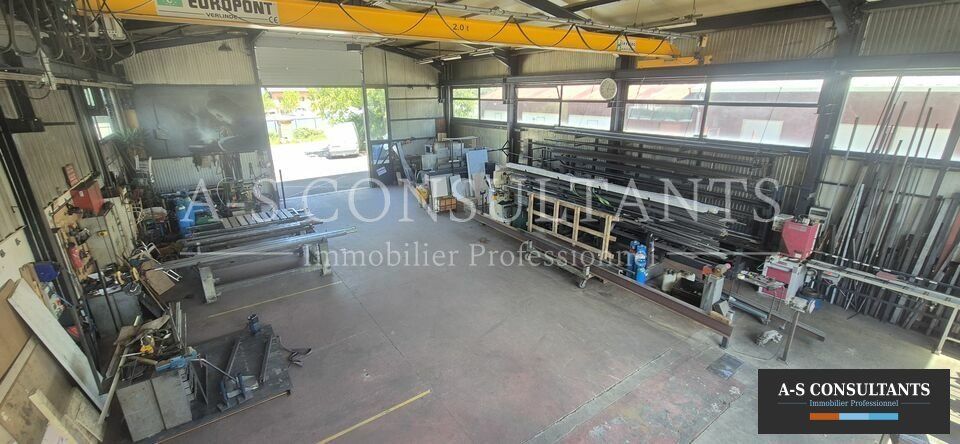 Location local d''activites 440 m² non divisibles