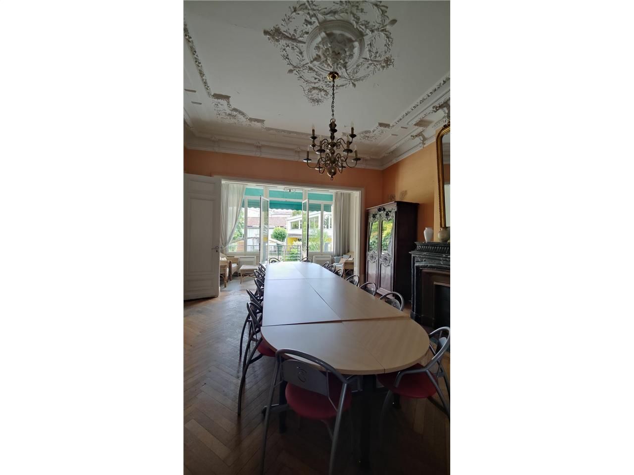 À VENDRE – Immeuble de caractère avec jardin – Boulevard du Président Wilson