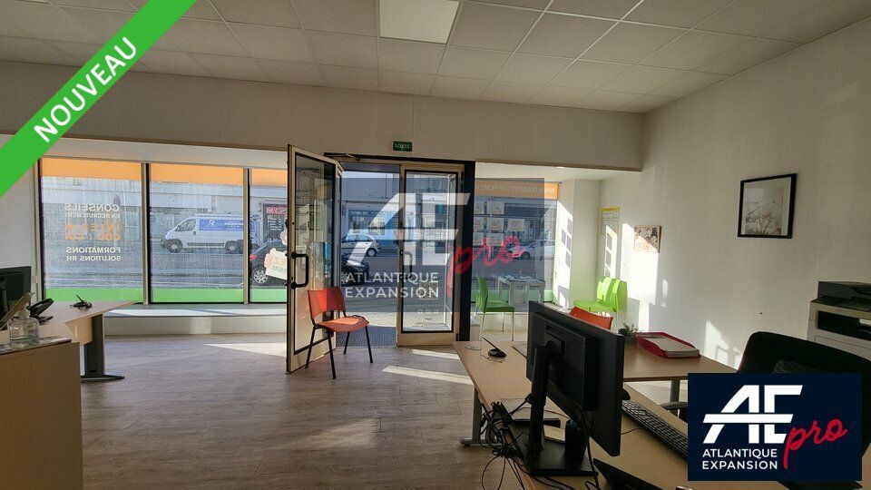 Location local commercial 72.8 m² non divisibles